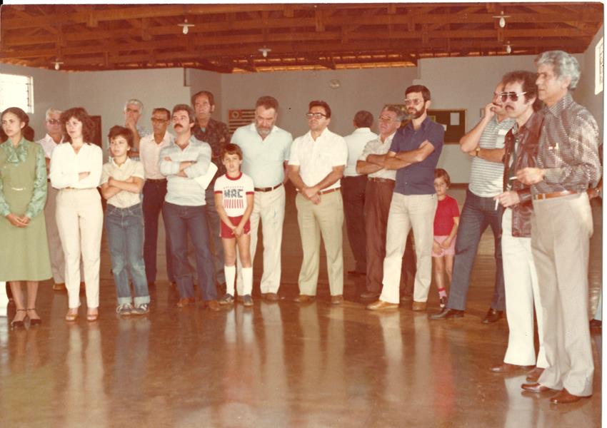 De Santi na inauguração do salão da SABSA 1982 (Copy)